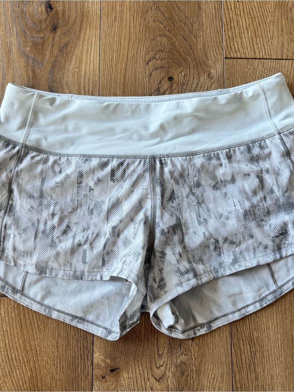 lululemon athletica Speed Up Light Gray Print Athletic Shorts